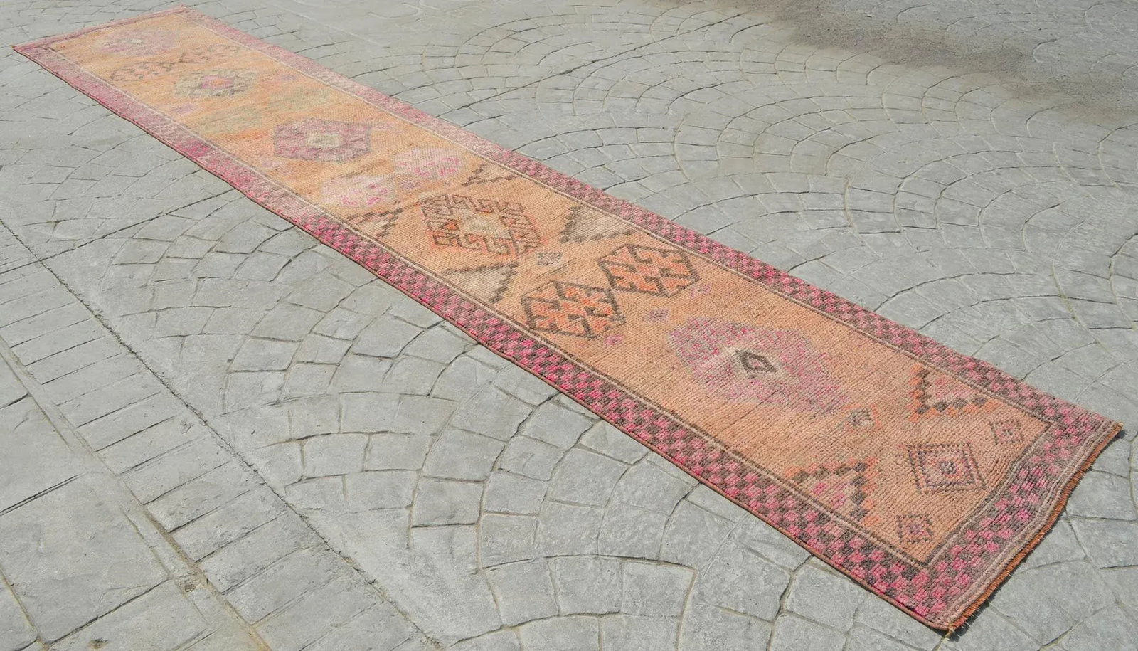 Kurdish Runner Herki Rug. Hand-Knotted Tribal Pink Hallway Rug - 2"²6"³ × 13"² - 6