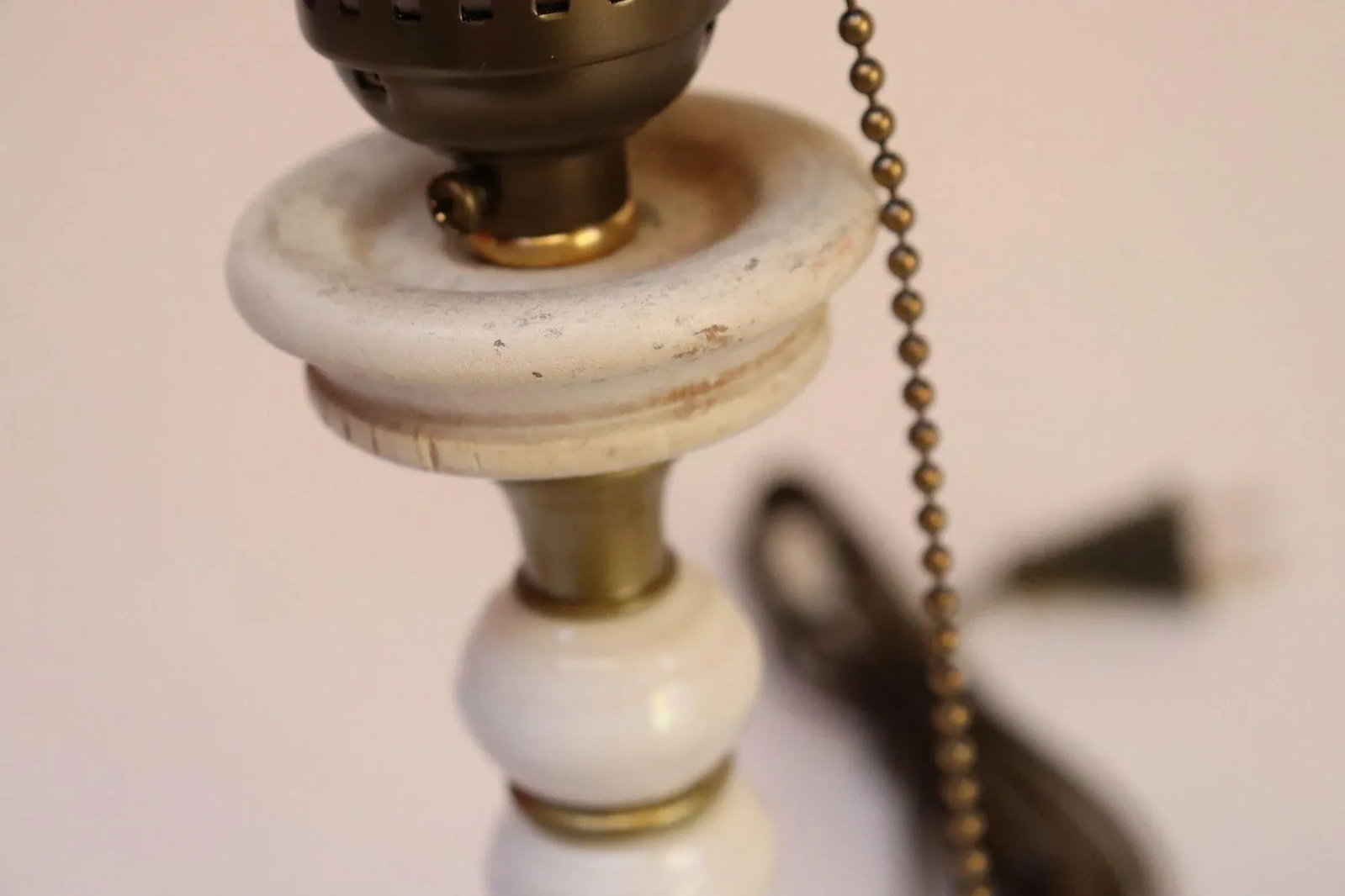 Pair of Vintage Stacked Bobbin Form Porcelain and Brass Boudoir / Bedside Lamps - 13