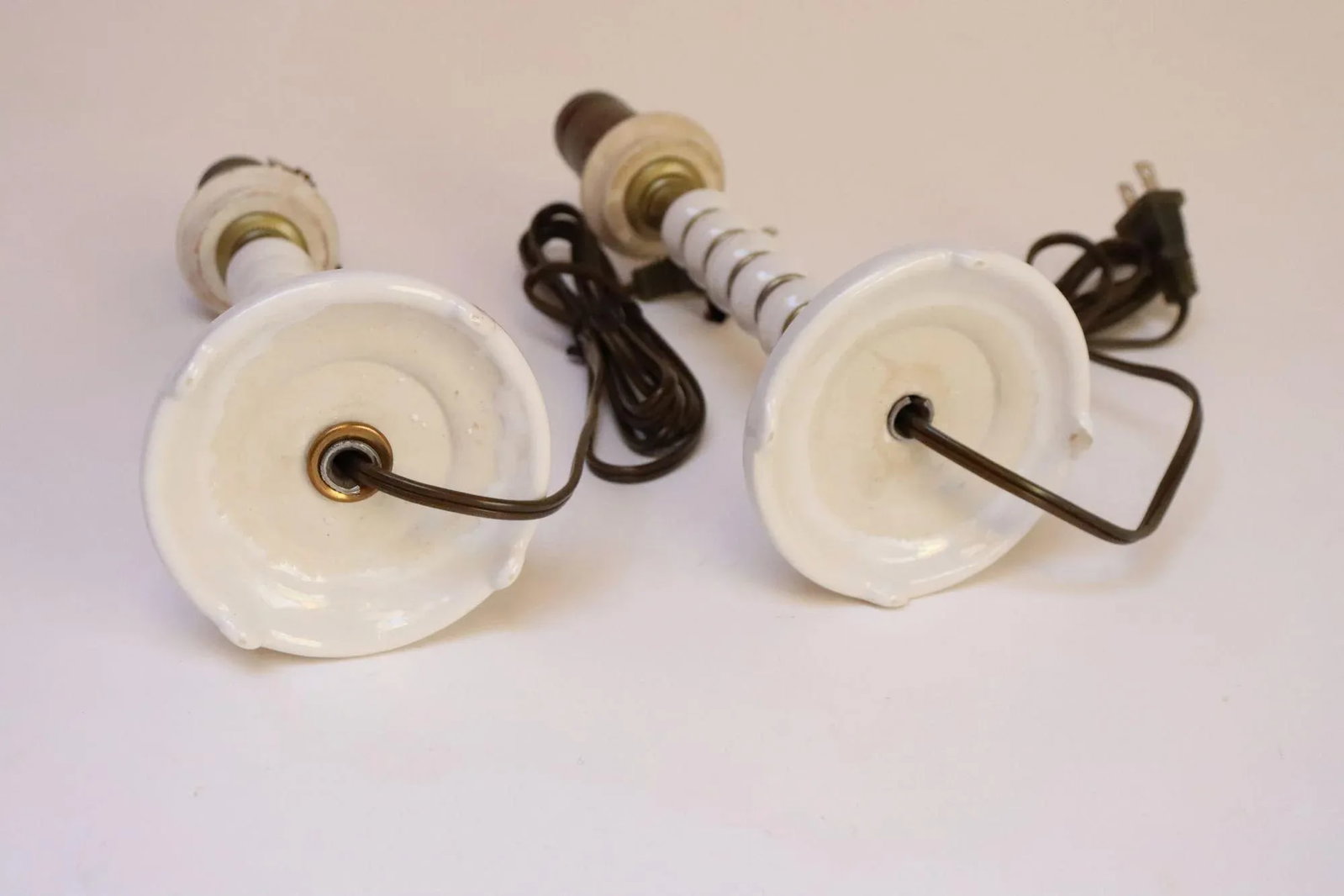 Pair of Vintage Stacked Bobbin Form Porcelain and Brass Boudoir / Bedside Lamps - 14