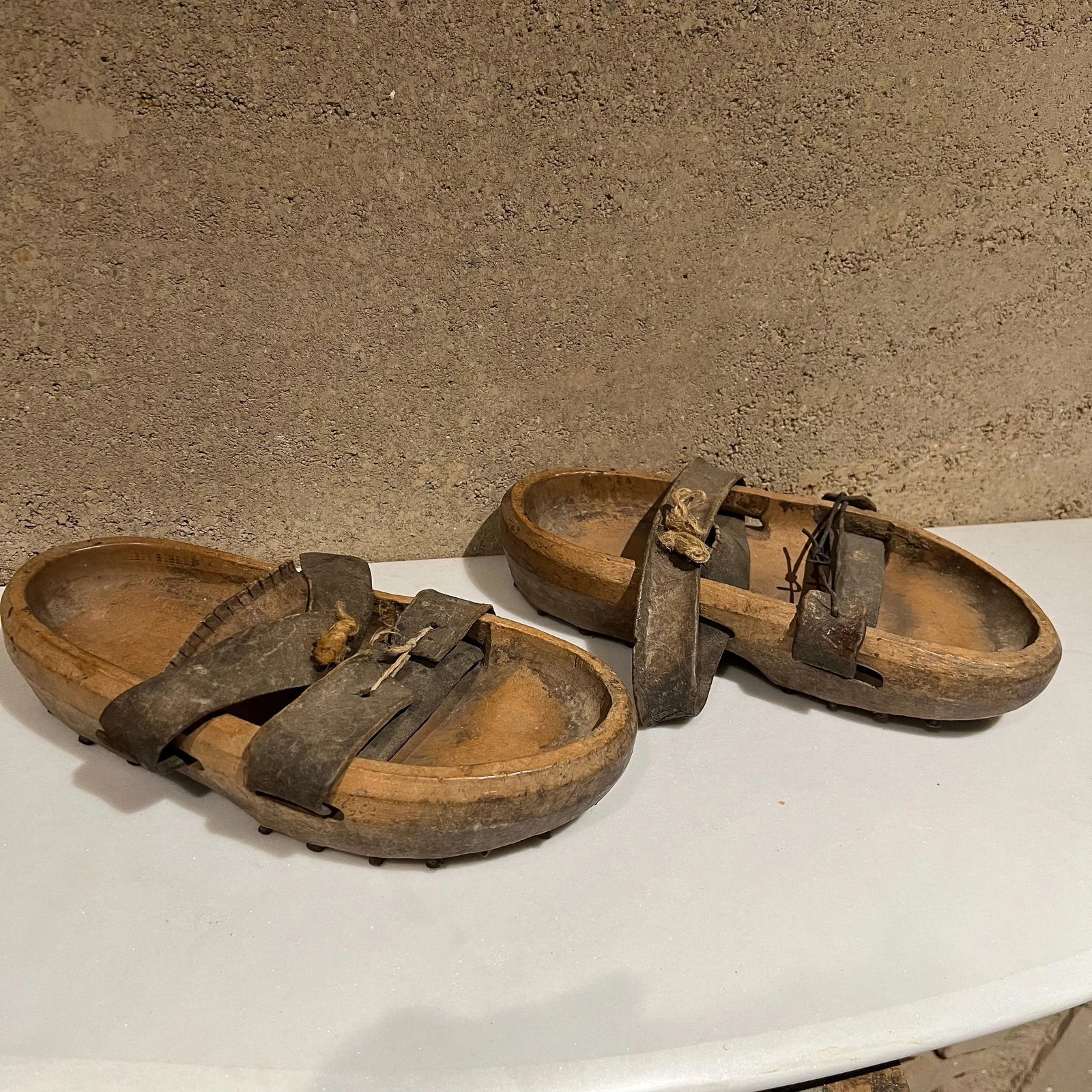 Antique Asian Decorative Japanese Shoes Leather Wood Open Toe - 11