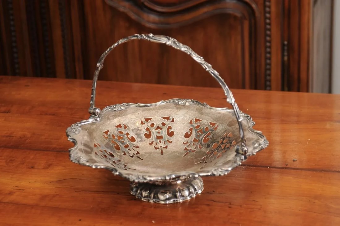 English Victorian Late 19th Century Melvin Pratt Silver Cake Basket with Handle - 6