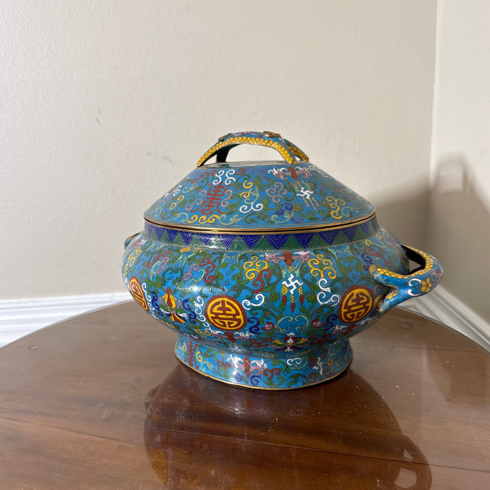 19th Century Antique Chinese Blue and Yellow Cloisonne Covered Tureen - 2