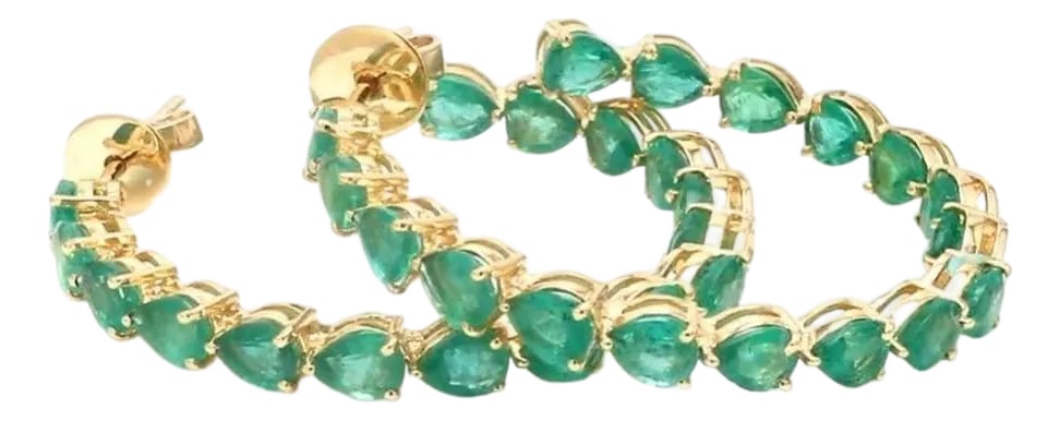 9.34 cts Natural Zambian emerald earring in 18k gold: Real emerald pear shape big hoops earring gold Natural 5x4MM 10CTW emerald pear hoop earring gold Pear shape emerald hoops earrings gold EARRING DETAILS : âœ¦ Earring Diametre : 40MM