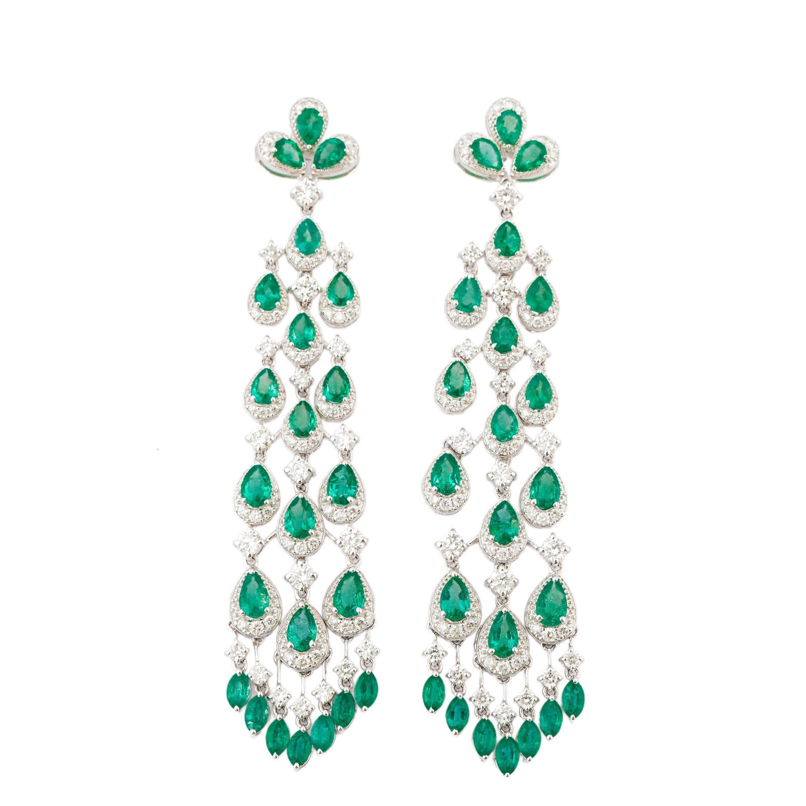 Natural diamond 2.49cts & emerald 5.67cts earring in 18k gold - 10