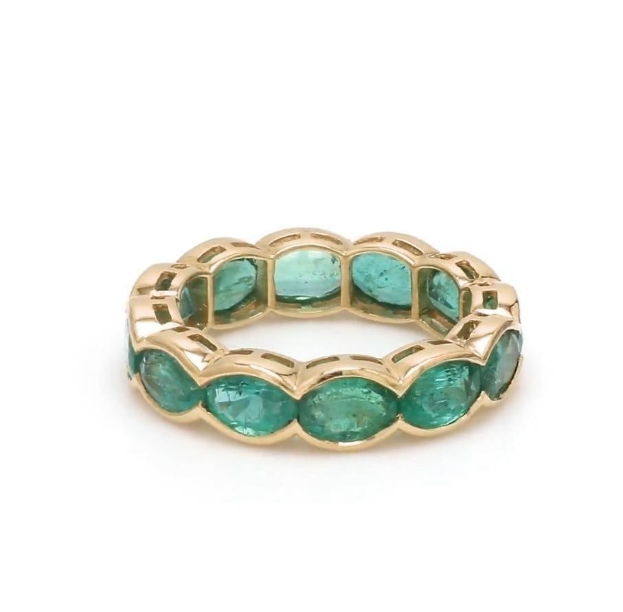 Natural 5.28 cts Zambian emerald band ring in 18k gold - 14