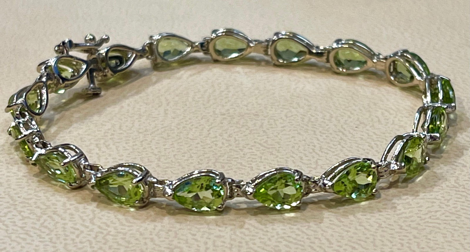 15 Carat Genuine Natural Peridot & Diamond Tennis Bracelet 14 Karat White Gold - 4