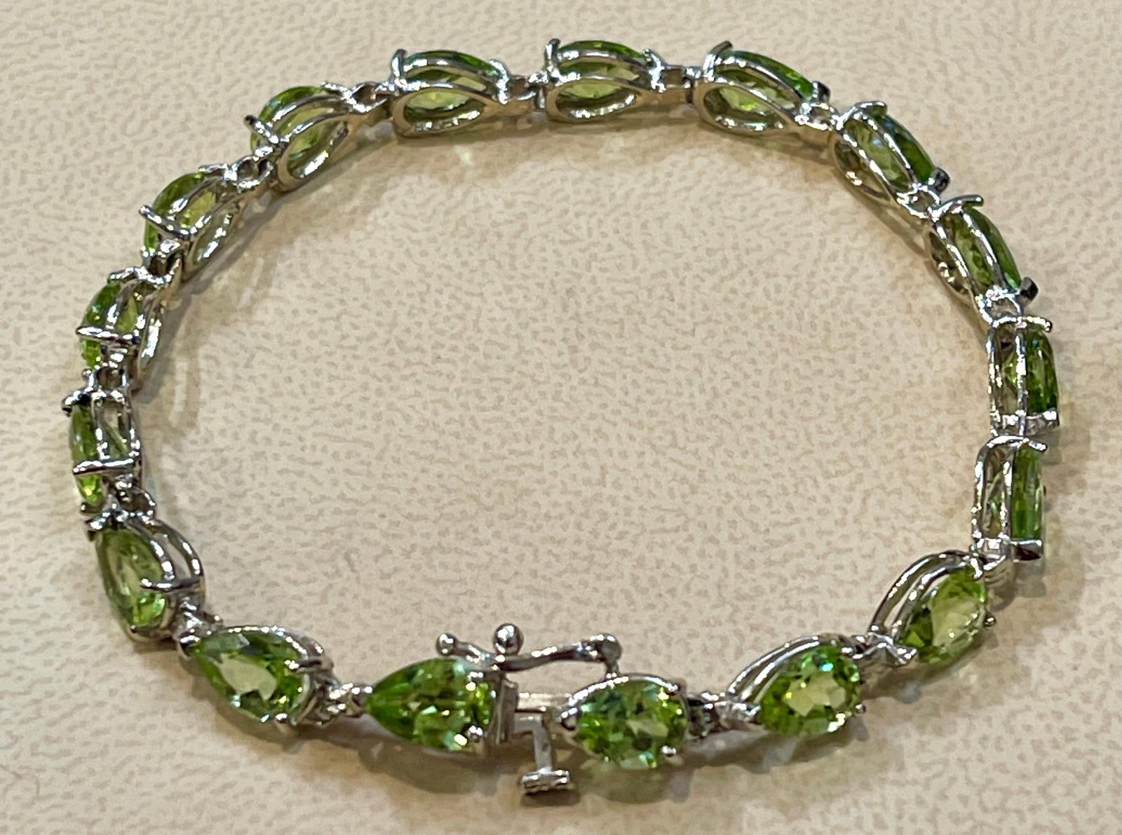 15 Carat Genuine Natural Peridot & Diamond Tennis Bracelet 14 Karat White Gold - 6