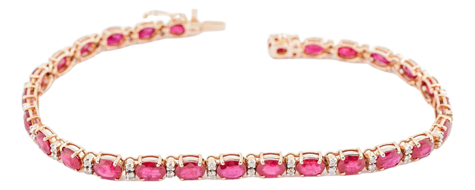 Natural ruby 9.75cts & diamond 0.43cts bracelet in 18k gold: GW=8.71gm NW=6.67gm diamond=0.43cts ruby=9.75cts THIS IS A BRAND NEW PIECE Condition: Imperfections: No Imperfections Condition Notes: New Origin: India Materials & Techniques: Diamond, Ruby