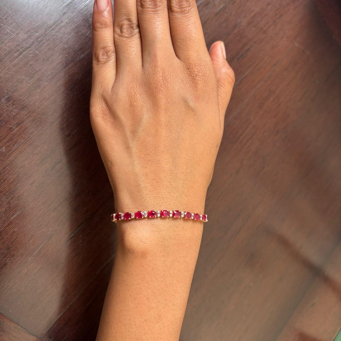 Natural ruby 9.75cts & diamond 0.43cts bracelet in 18k gold - 5