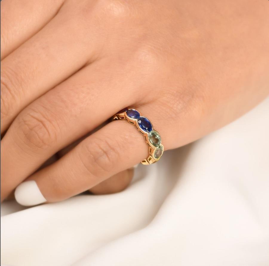 Natural rainbow sapphire band ring in 18k gold - 7
