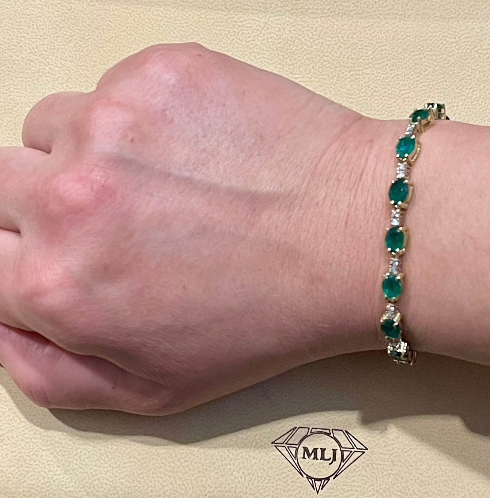 8 Ct Natural Brazilian Emerald and Diamond Tennis Bracelet 14 Karat Yellow Gold - 10