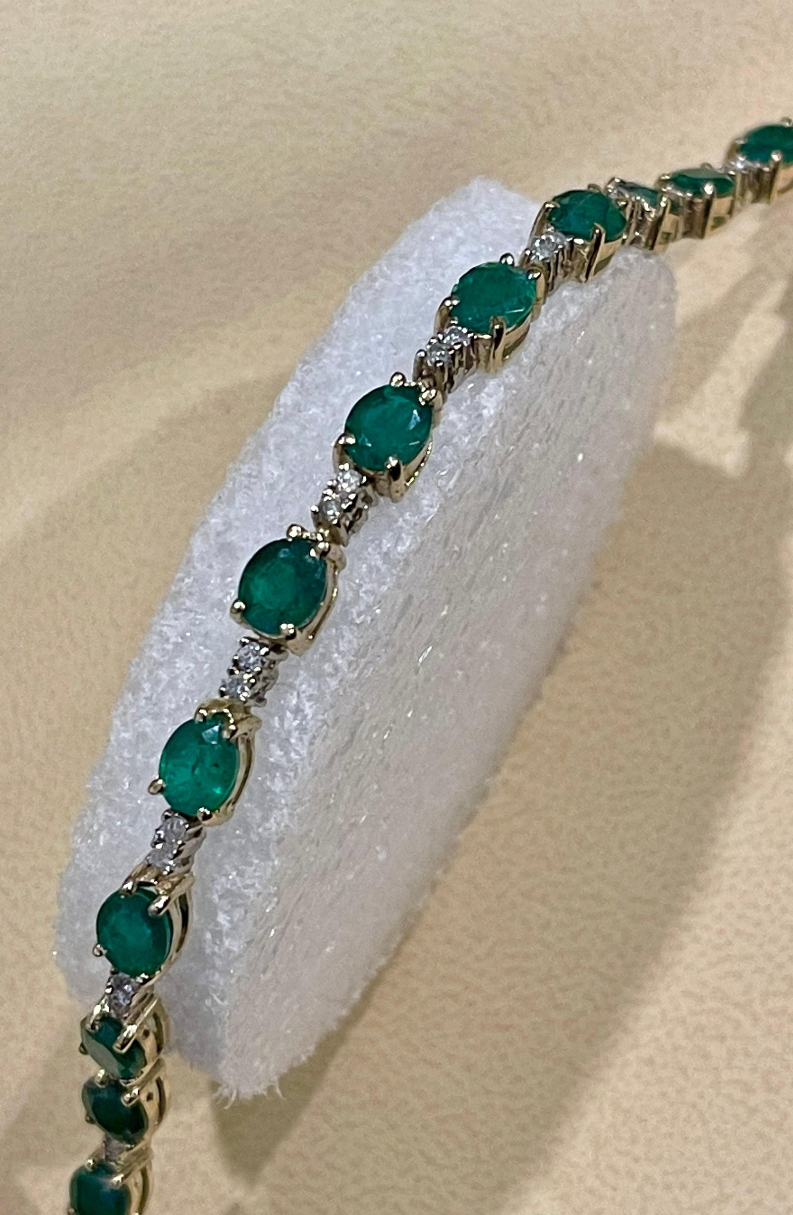 8 Ct Natural Brazilian Emerald and Diamond Tennis Bracelet 14 Karat Yellow Gold - 9