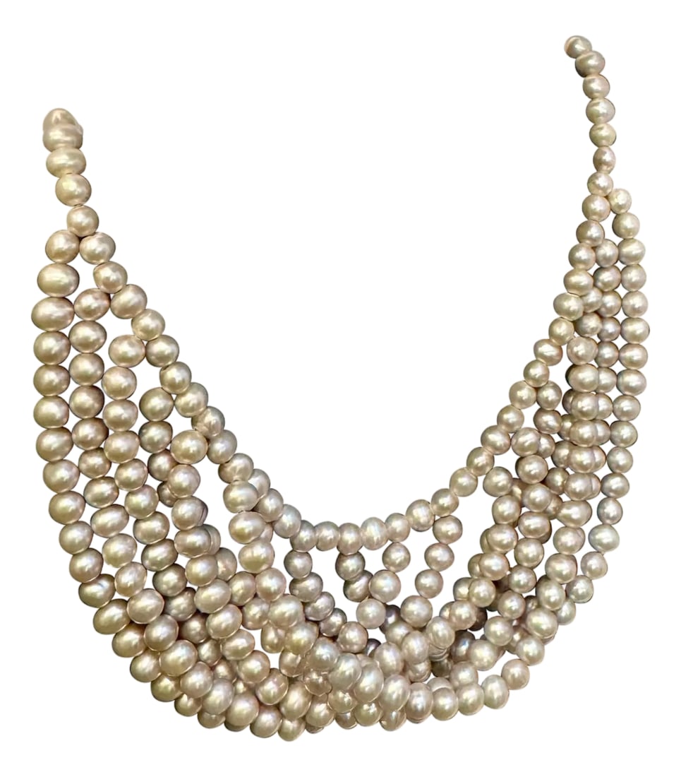 Fresh Water Multilayer Pearl Necklace Timeless Elegance Silver Clasp 18" Long: Natural Fresh Ware Multilayer Pearl Necklace Timeless Elegance Sterling Silver Clasp 18" Long it is 18 inch long This Necklace is amazing . Weight of the necklace 61 gm 9 layers of pearls are