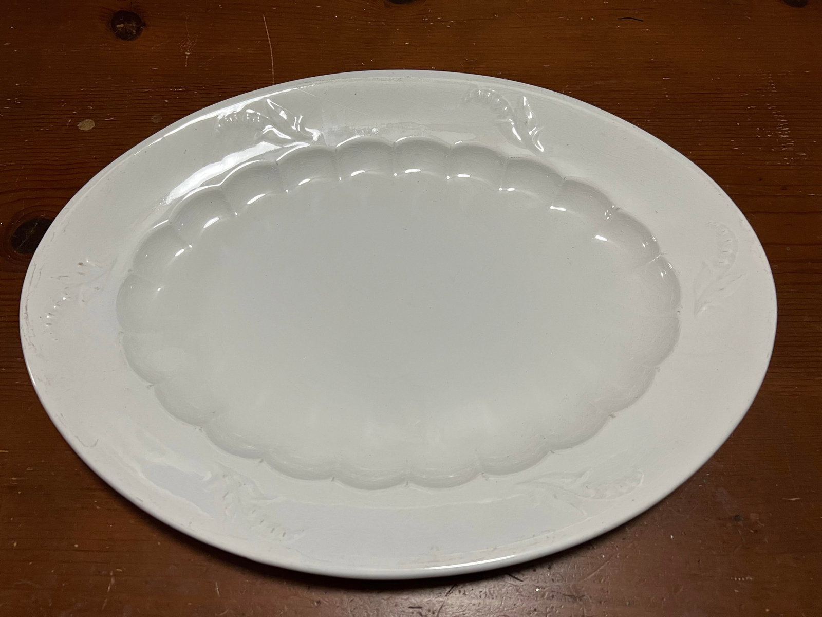 A Very Nice Large Sized Antique Staffordshire White Ironstone Oval Platter, 1850's - 7