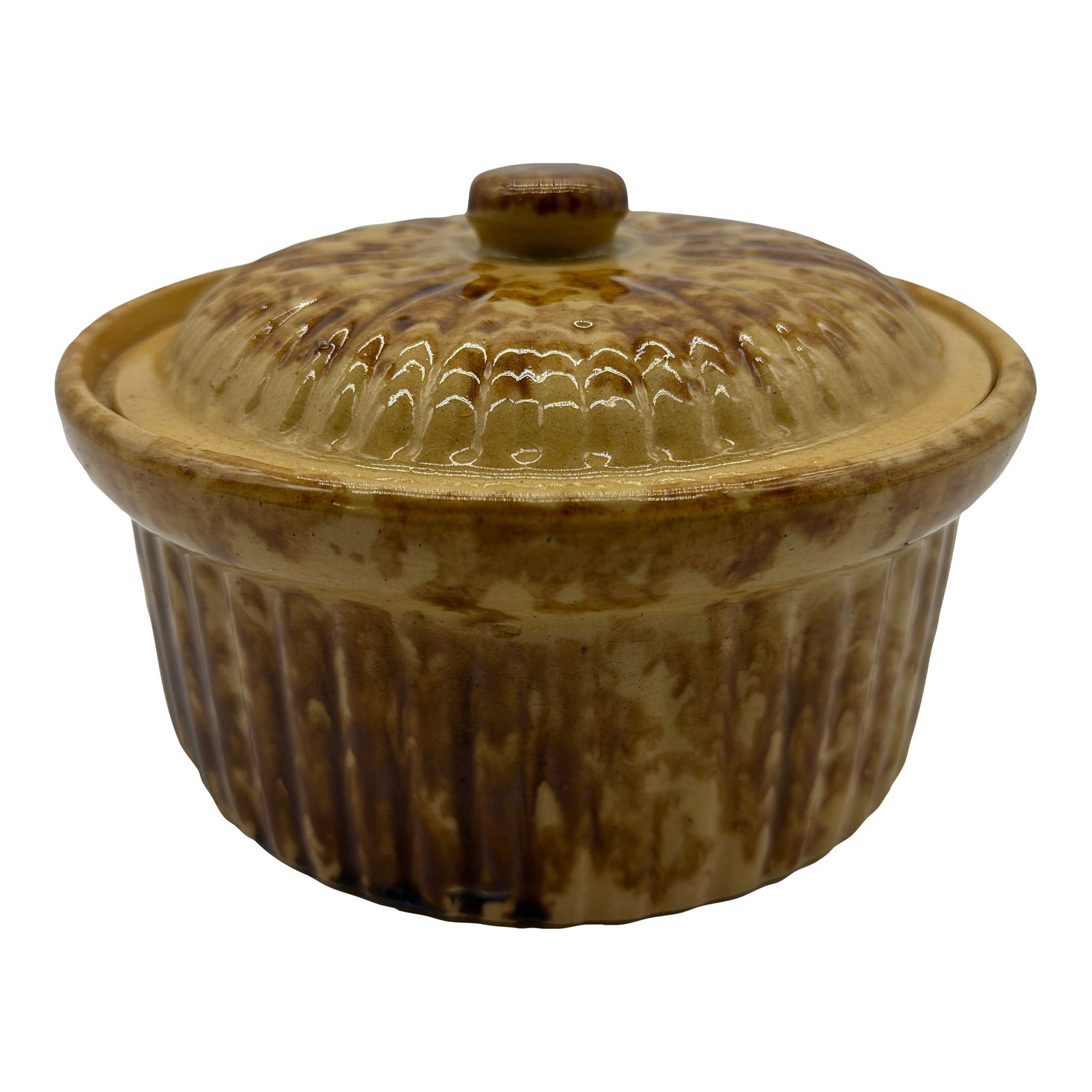 Antique Brown Sponge Decorated Yellow Ware Cake Crock With a Lid, 1880's: Antique Brown Sponge Decorated Yellowware Cake Crock With a Lid, 1880's Most likely made in Ohio circa 1880-1900 Nice size, with the original lid. Yellowware pottery with brown sponge decorations.