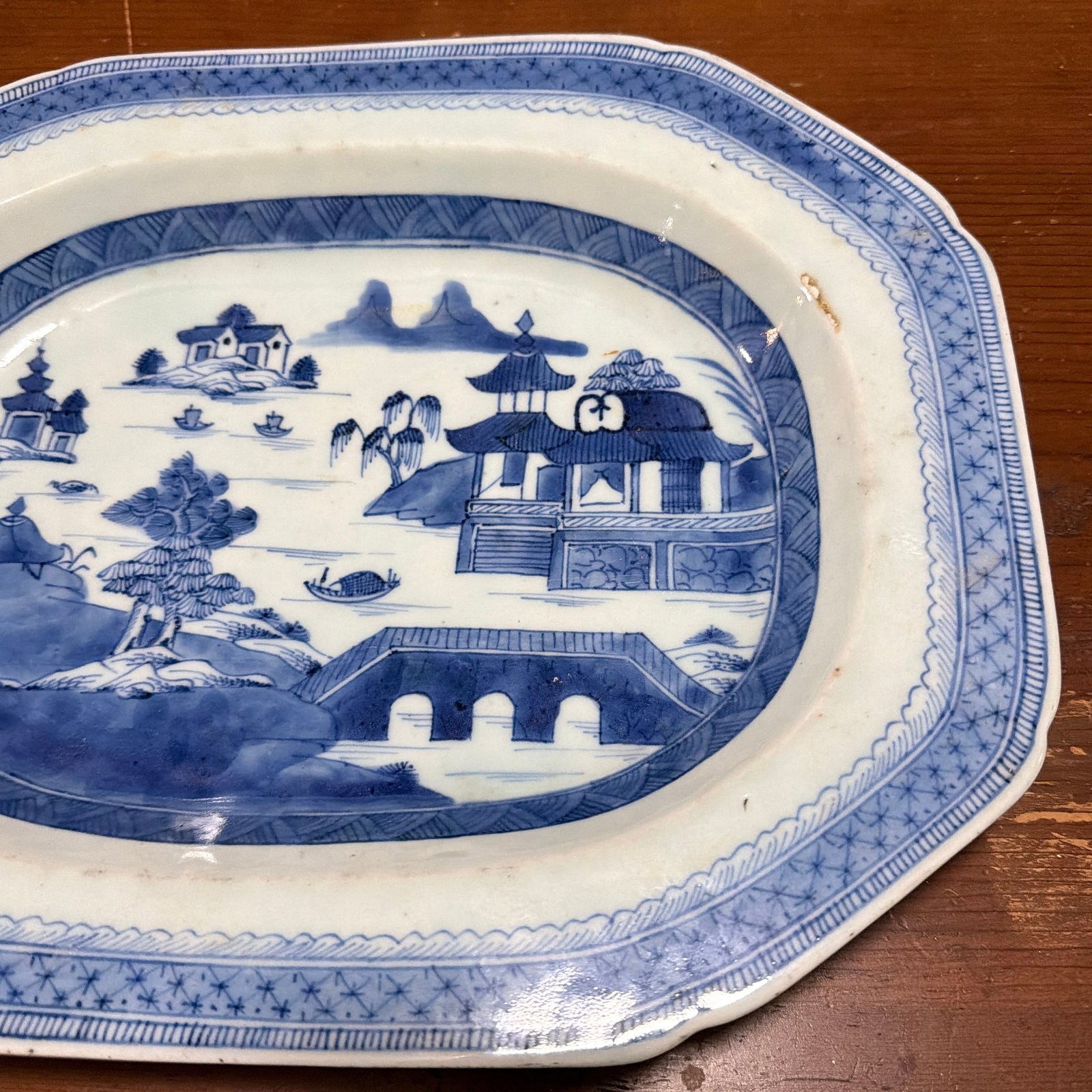 Antique Chinese Blue and White Canton Porcelain Deep Platter, Circa 1830s - 2