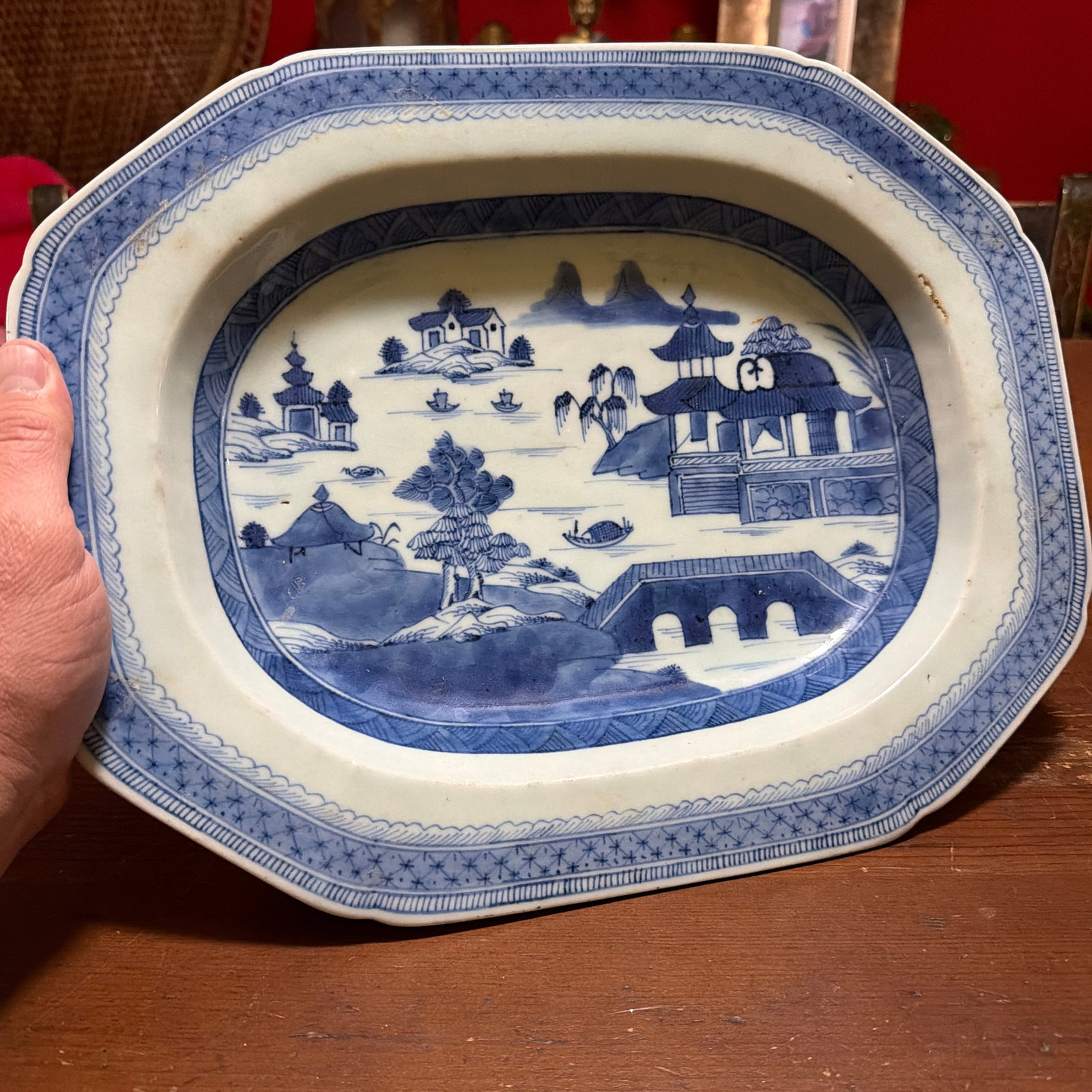Antique Chinese Blue and White Canton Porcelain Deep Platter, Circa 1830s - 7