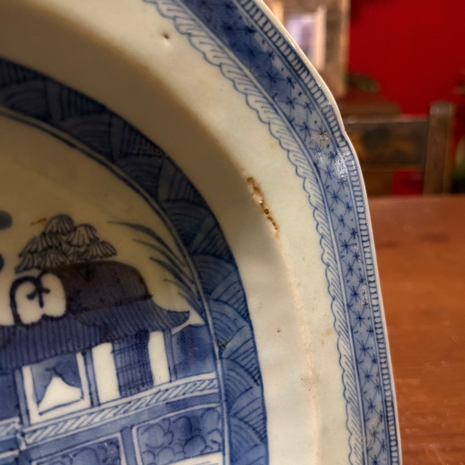 Antique Chinese Blue and White Canton Porcelain Deep Platter, Circa 1830s - 8