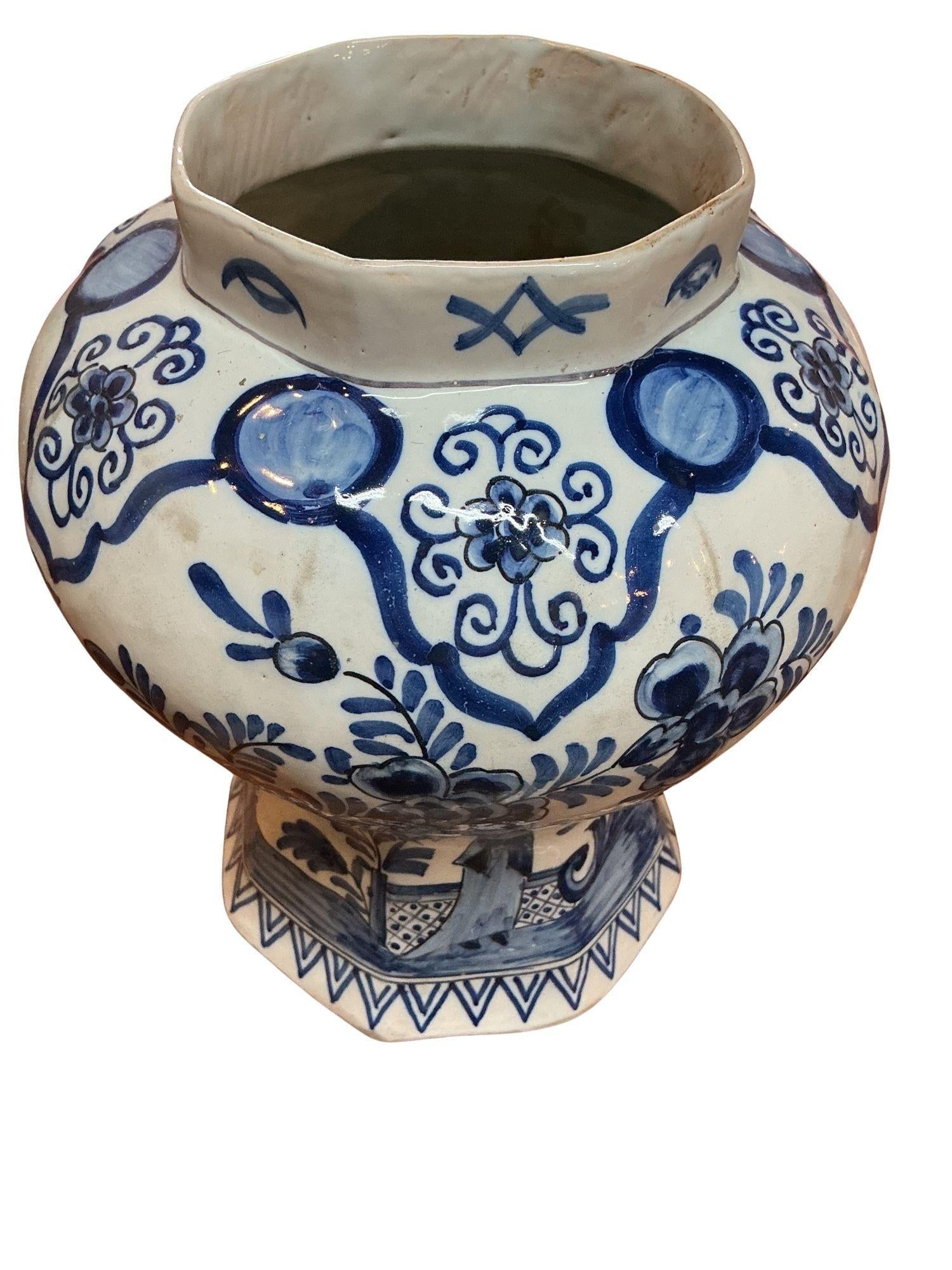 18th Century Johannes Van Duijn Dutch Ceramic Vase - 10