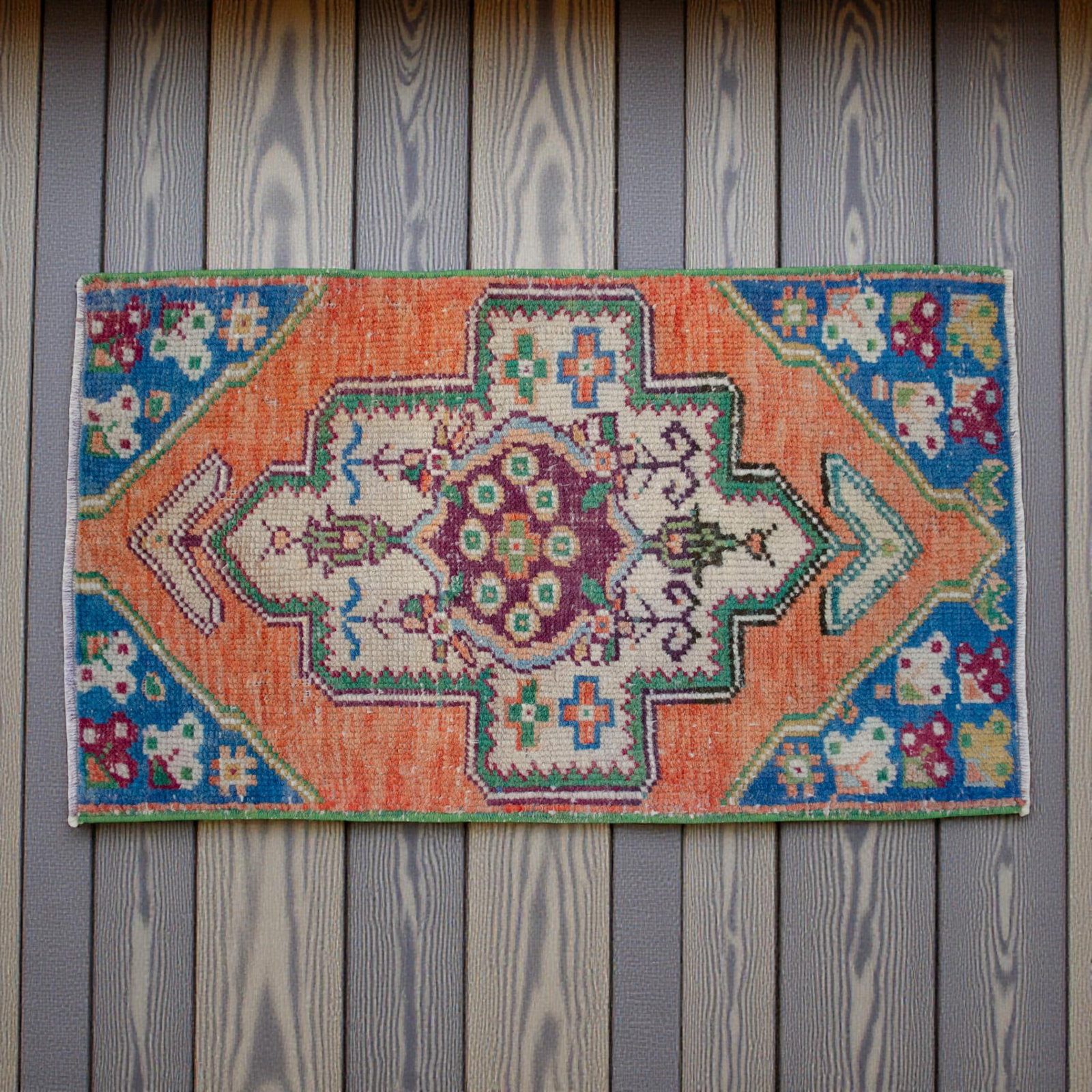 1970s Hand Knotted Small Oushak Rug Mini Rug Mat Entry Decor Bath Mat - 1'7" X 2'9" - 3
