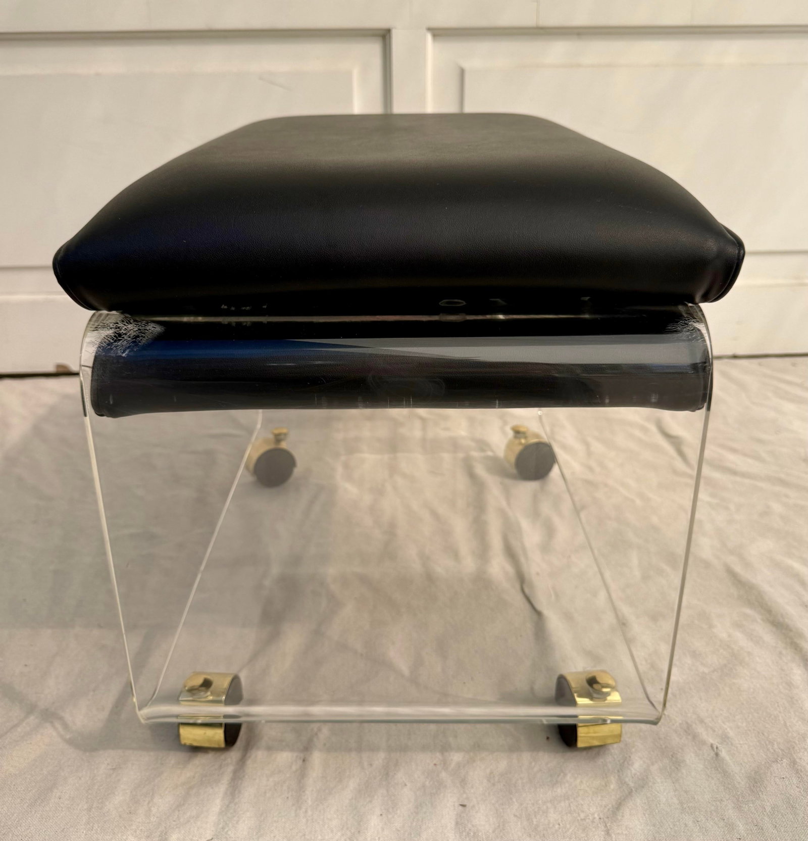 1975 Lucite Sculptural Modern Rolling Bench/Ottoman by Hill Manufacturing - 5