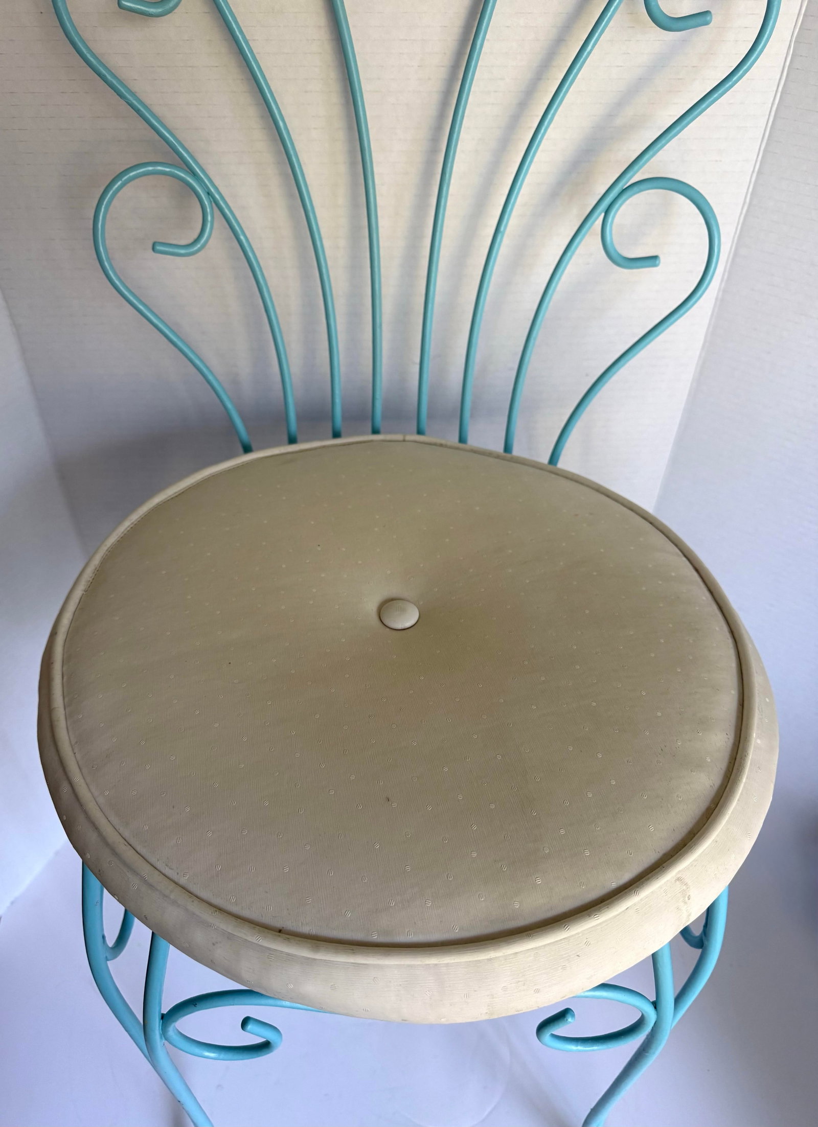 Vintage Aqua Wrought Iron Vanity Chair With Shell-Shaped Scroll Back & Cushion - 6