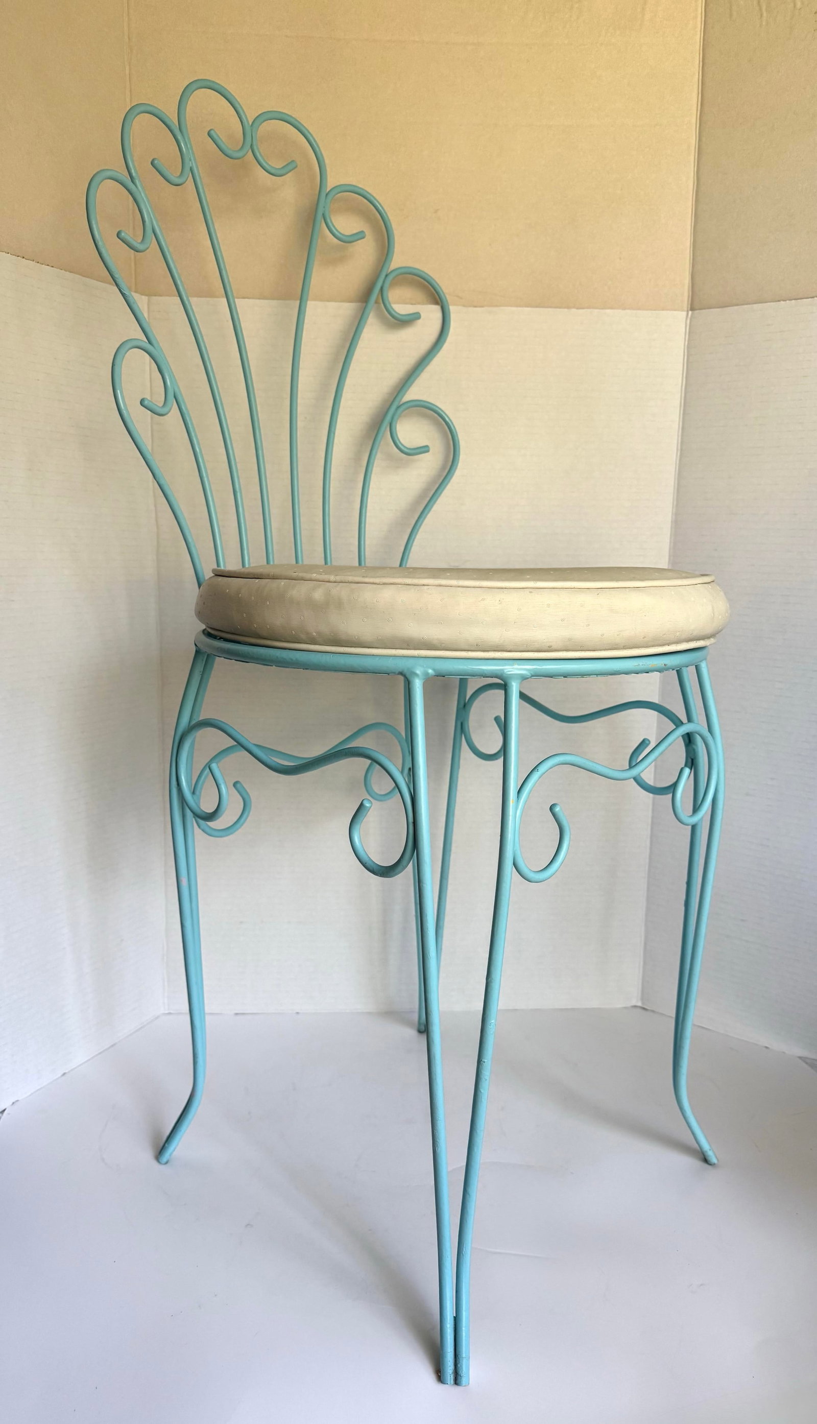 Vintage Aqua Wrought Iron Vanity Chair With Shell-Shaped Scroll Back & Cushion - 7