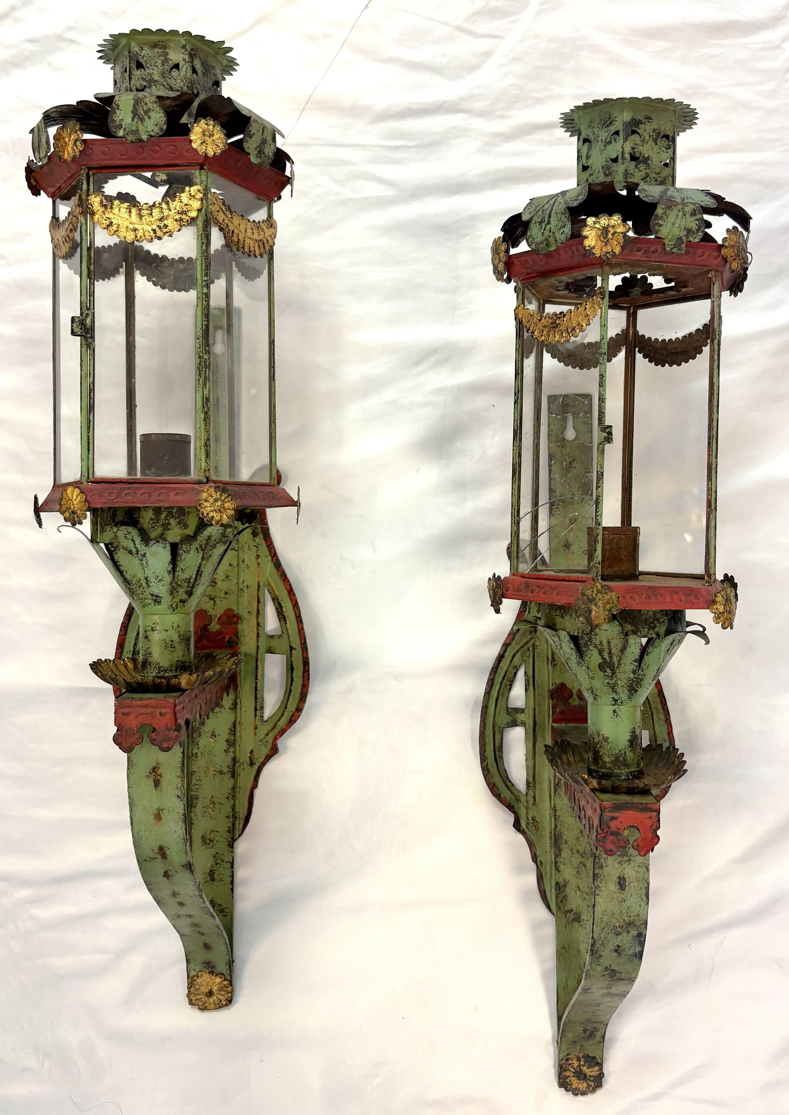 Vintage Italian Venetian Style Painted Tole Wall Sconce Candle Lanterns- A Pair - 2