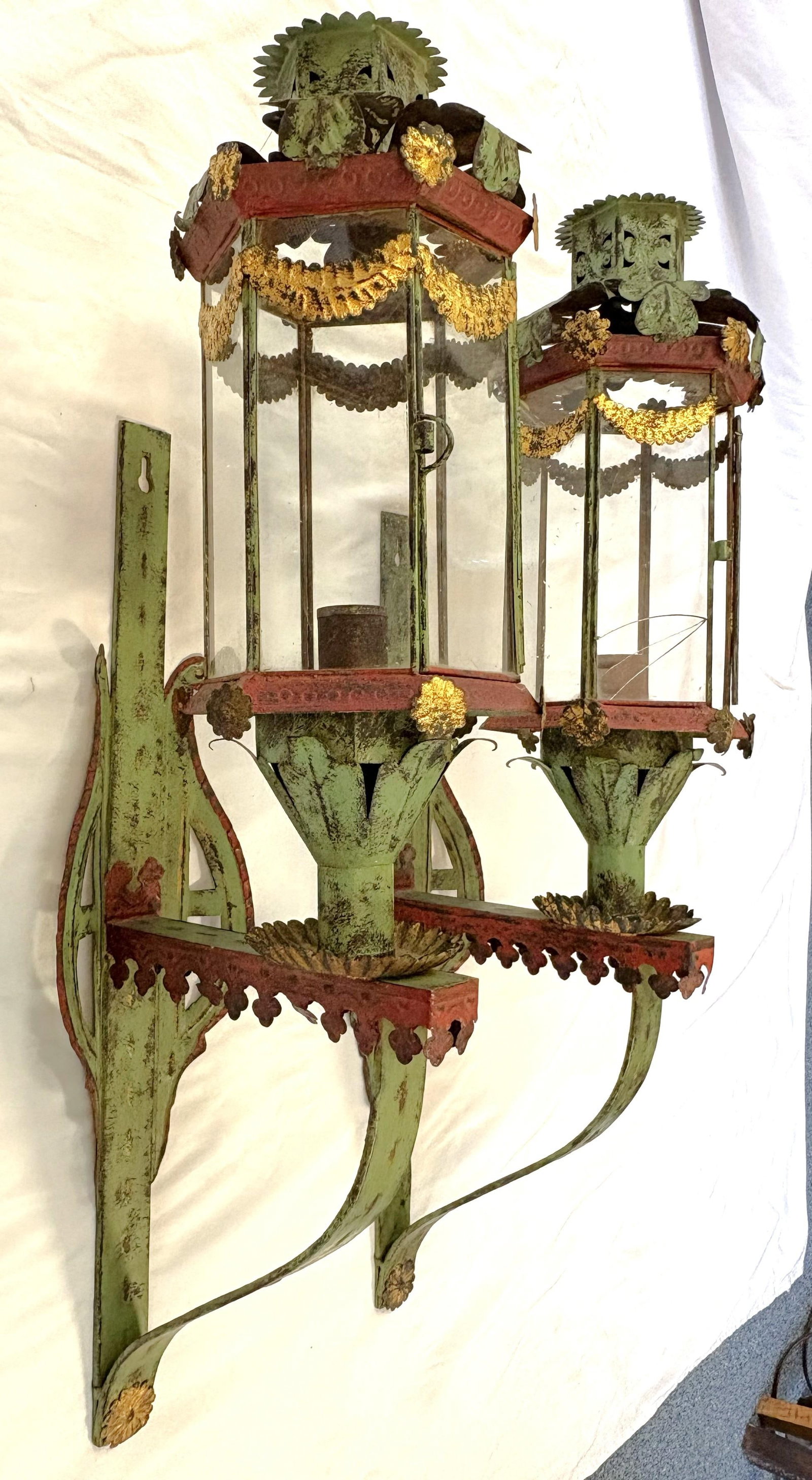 Vintage Italian Venetian Style Painted Tole Wall Sconce Candle Lanterns- A Pair - 4