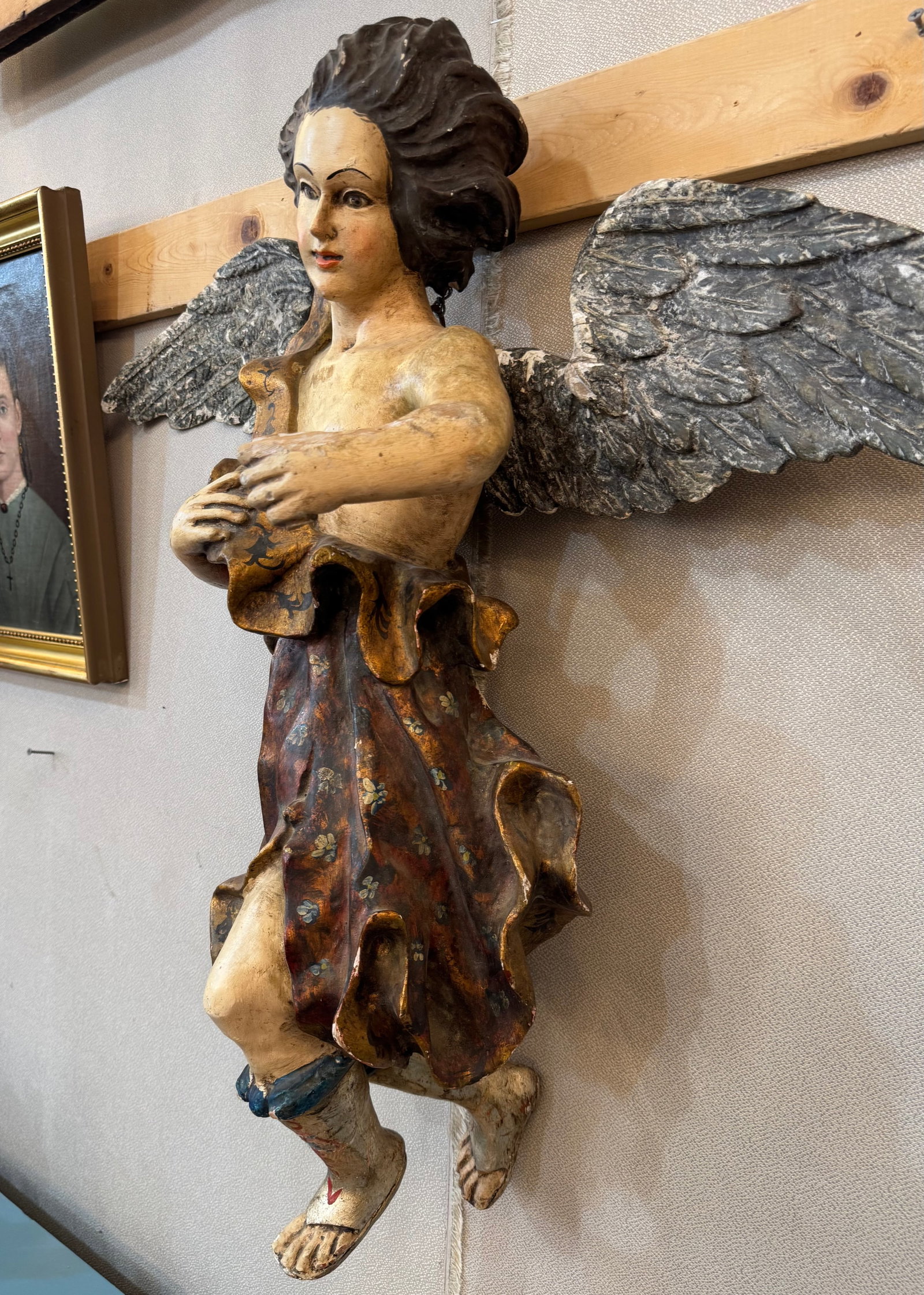 Antique Italian Carved Wood Angel, Original Paint, Circa 1880s - 5
