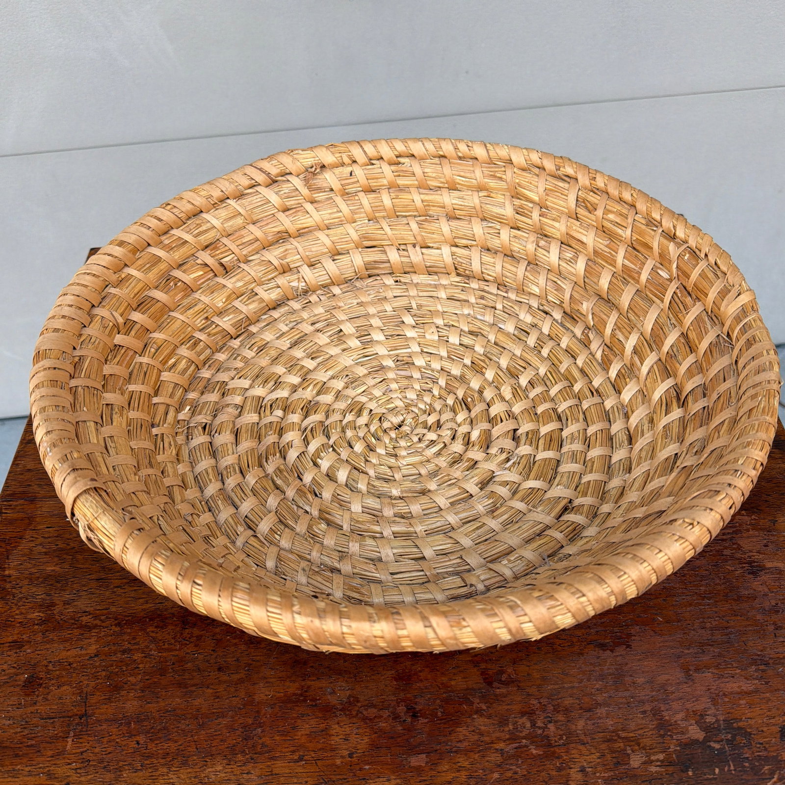 Antique American Woven Rye Straw Bowl, Circa 1900–1920s - 3