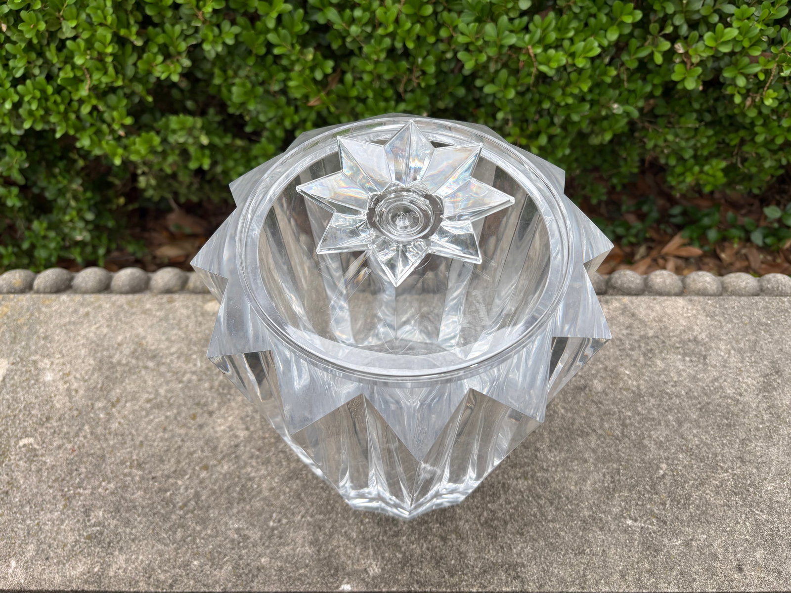 1980s Mid-Century Modern Acrylic Ice Bucket - 3