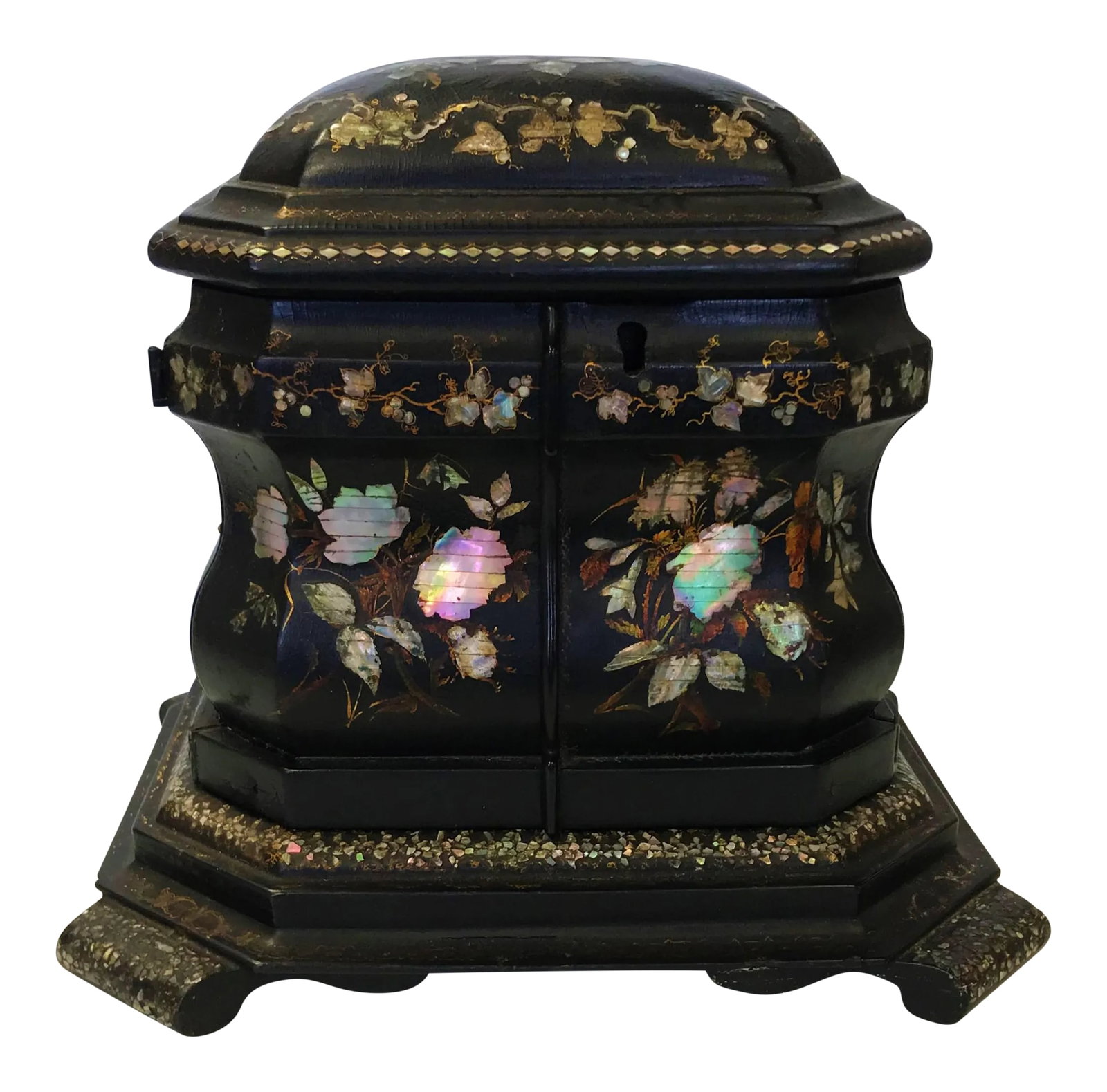 19th Century Papier Mâché Lacquered Jewelry Box Hand Painted with Inlaid With (1 of 13)