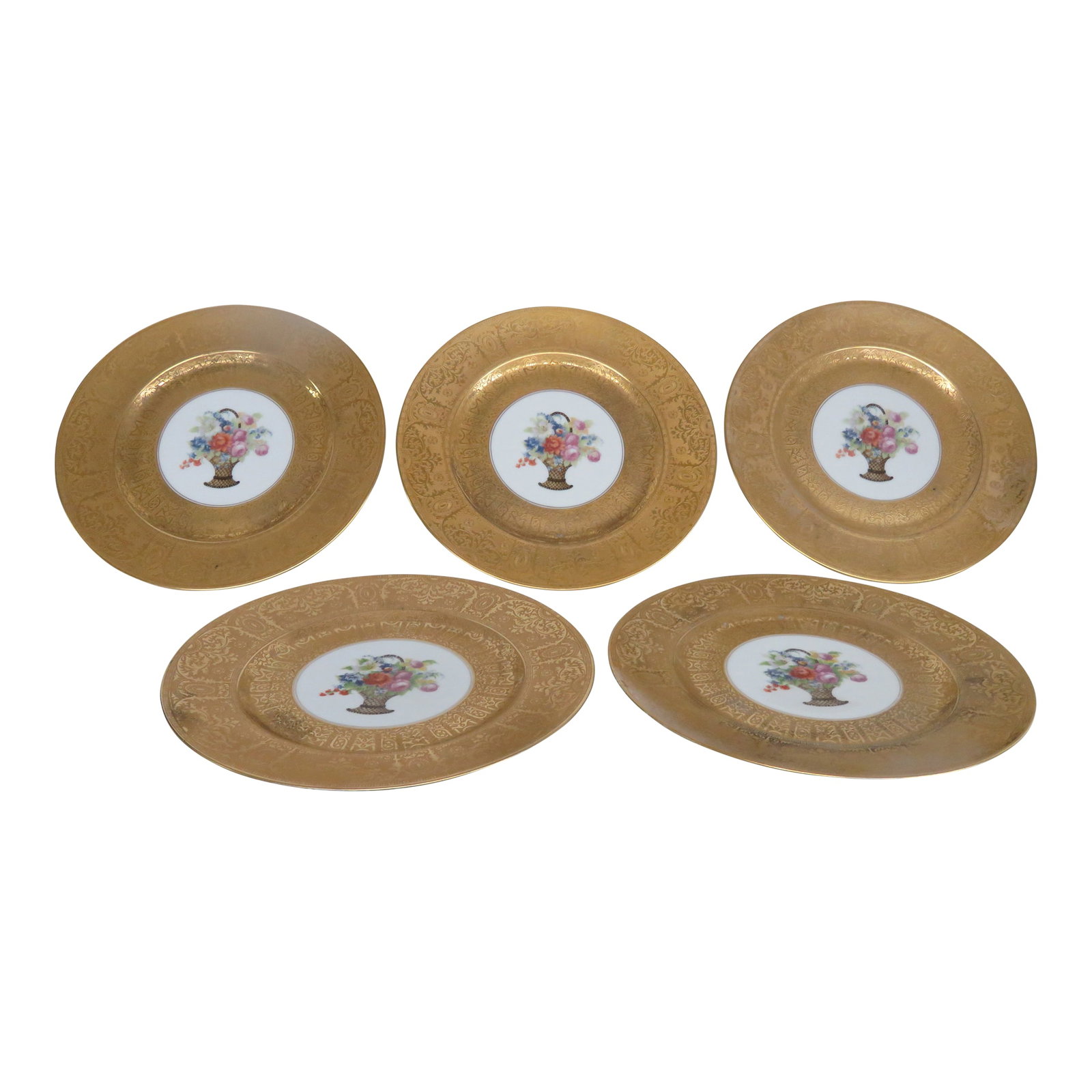 Early 20th Century Heinrich and Co Selb Bavaria Porcelain 22k Filigree Set of 5 Plates 4802b: This stunning Set of 5 Gilded Plates are made out of porcelain. These gorgeous matching plates feature a decorative motif of a floral bouquet in a vase which is centered to each plate within a white
