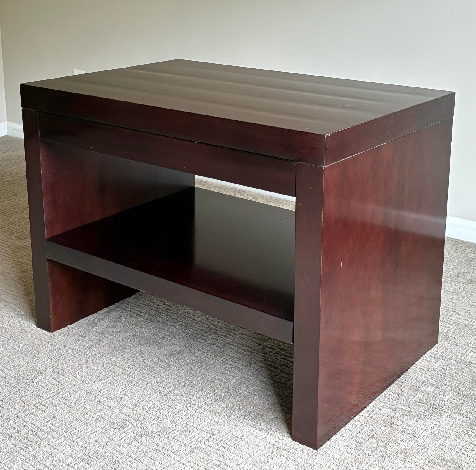 Late 20th Century Barbara Barry for Baker Dark Mahogany Modern Side Table / Nightstand With Pull-Out - 3