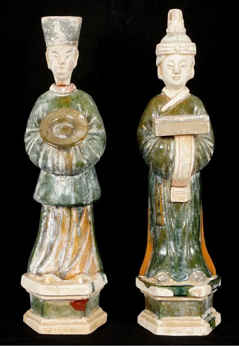 Two Ming Style Chinese Pottery Dignitaries - 4