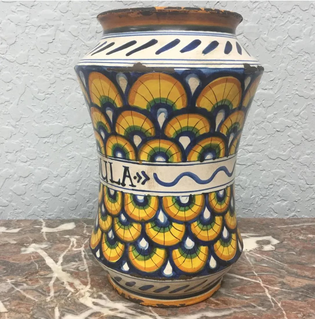 17th Century Italian Yellow Maiolica Pottery Albarello Drug Jar - 4
