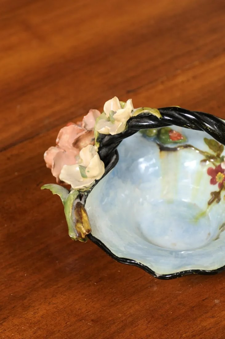 French 1880s Barbotine Majolica Basket with High Relief Colorful Flowers - 3