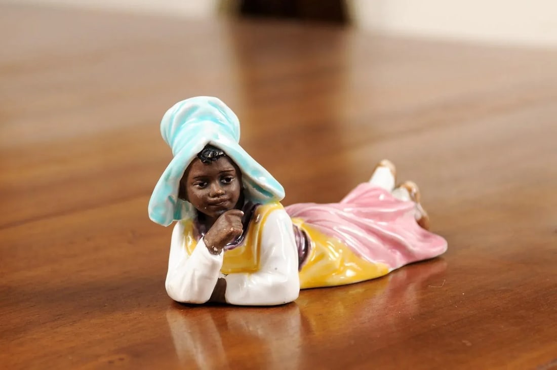 Vintage Petite English Porcelain Figurine Depicting a Young Girl Laying on the Ground - 2