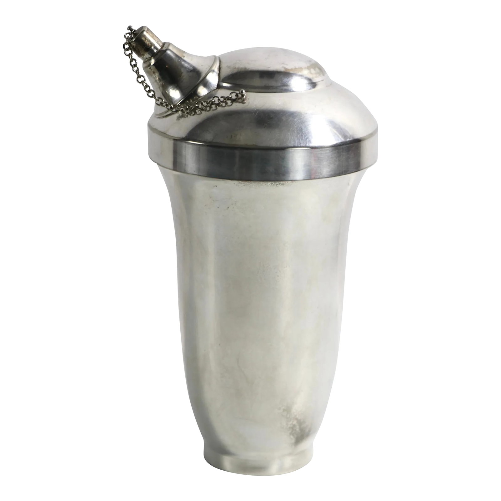 Americana Silverplate Art Deco Cocktail Shaker: Classic Art Deco cocktail shaker in very good, original condition. Marked " Americana Silverplate AD " on verso, as shown. Condition: Alterations: Original Condition Unaltered Imperfections: Some Impe
