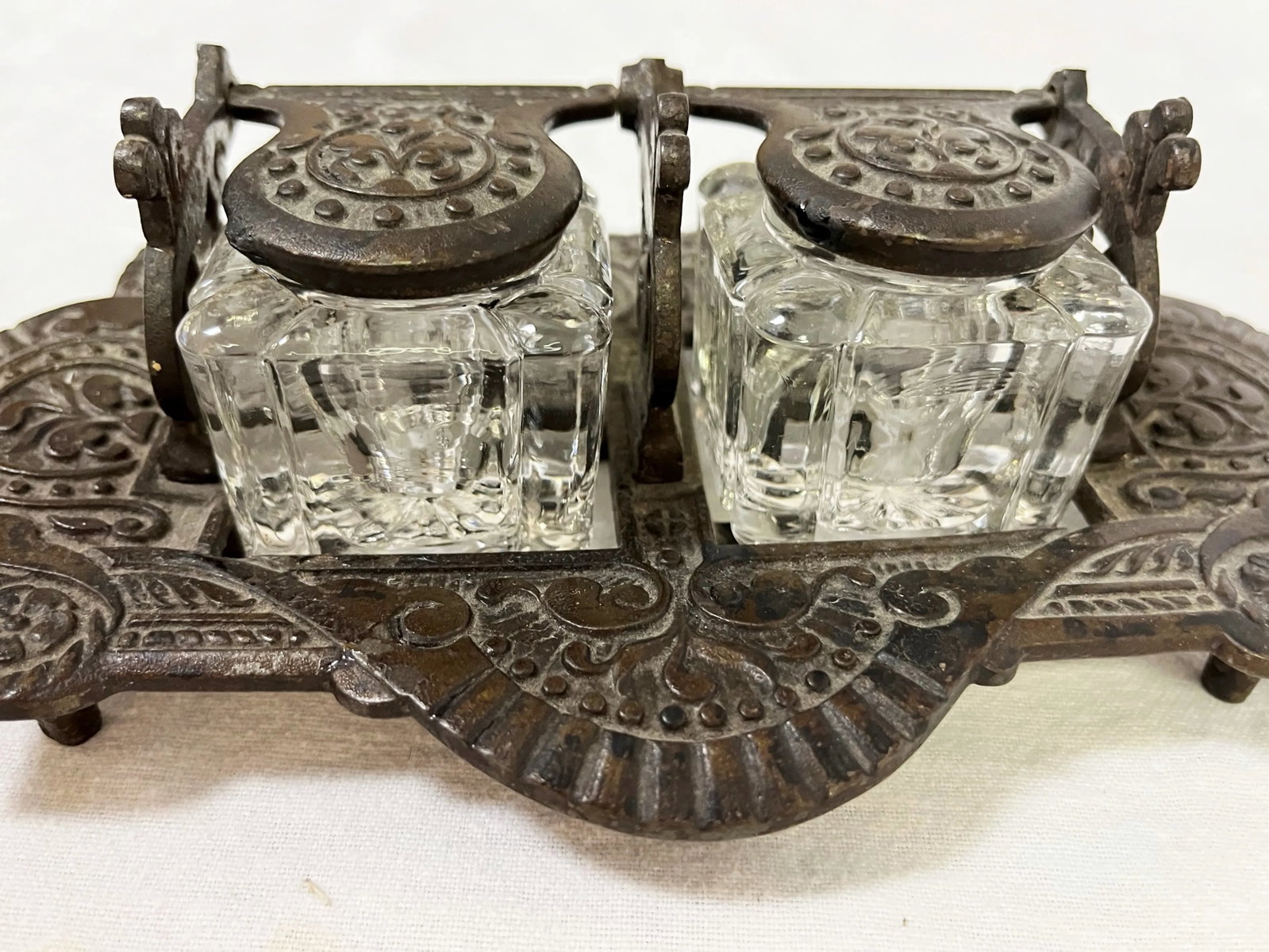 Vintage Victorian Eastlake Style Cast Iron and Glass Double Inkwell - 10