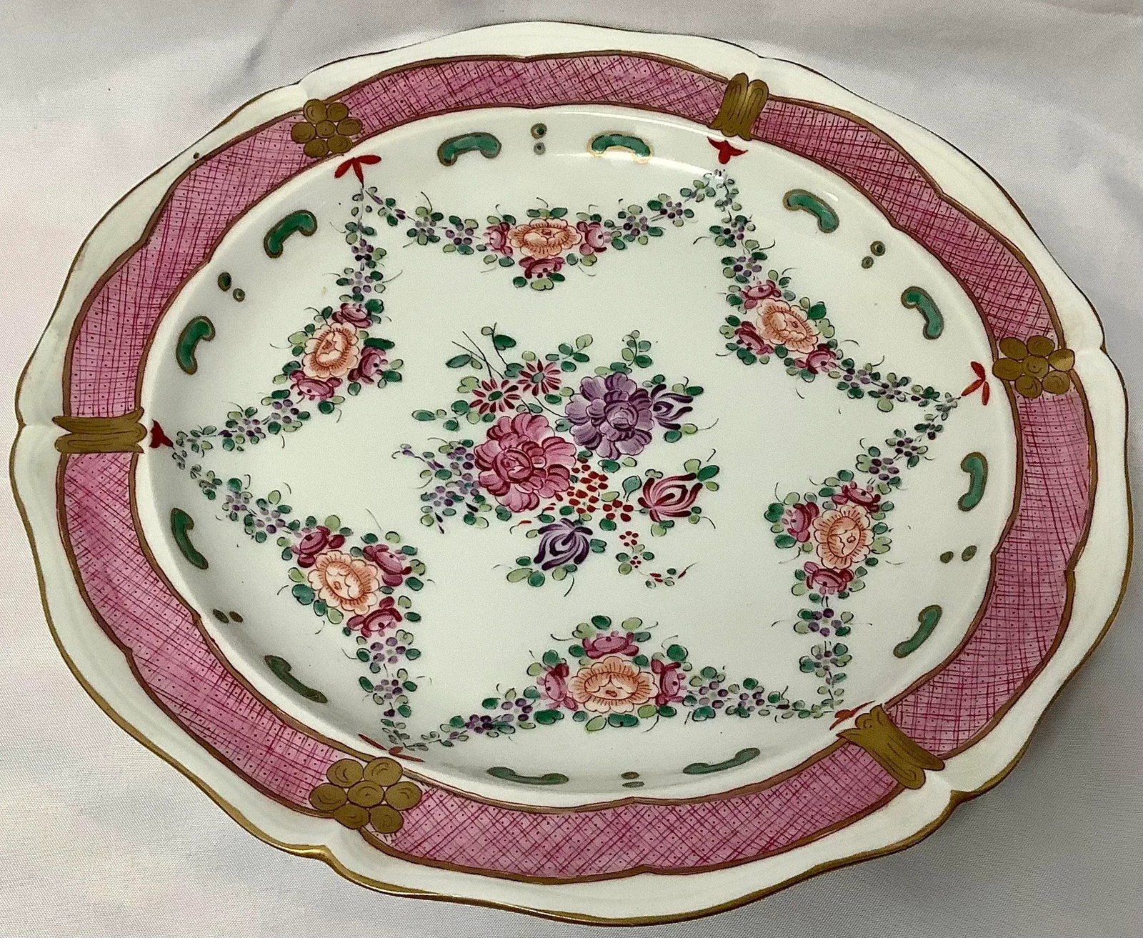 Sampson Large Covered Tureen With Under-Plate - 7