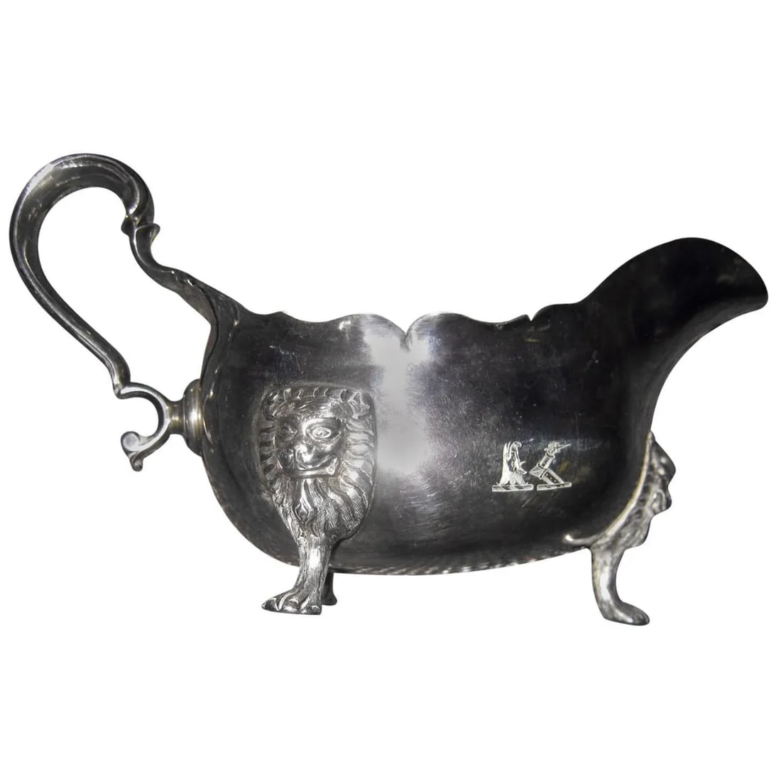 18th century Georgian Sterling Silver Irish Sauce Boat - 9
