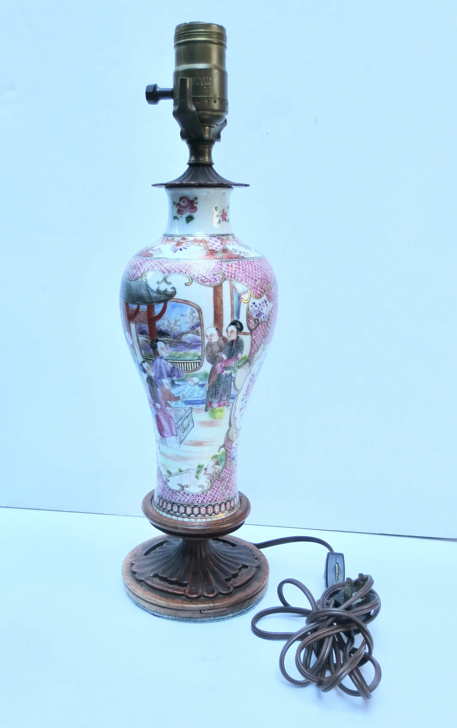 1920-30s Chinese Porcelain Vase Mounted Lamp - 12