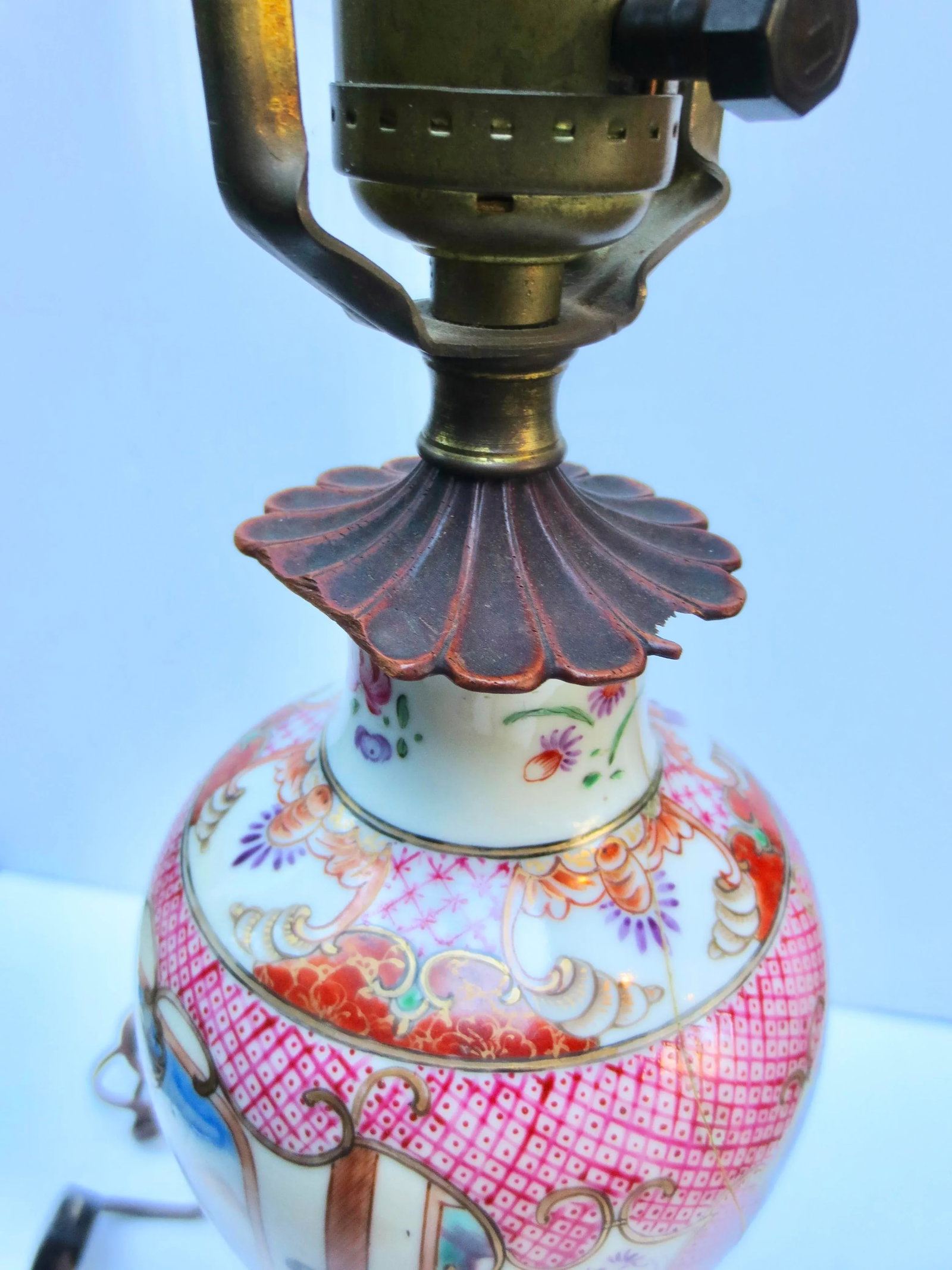 1920-30s Chinese Porcelain Vase Mounted Lamp - 7
