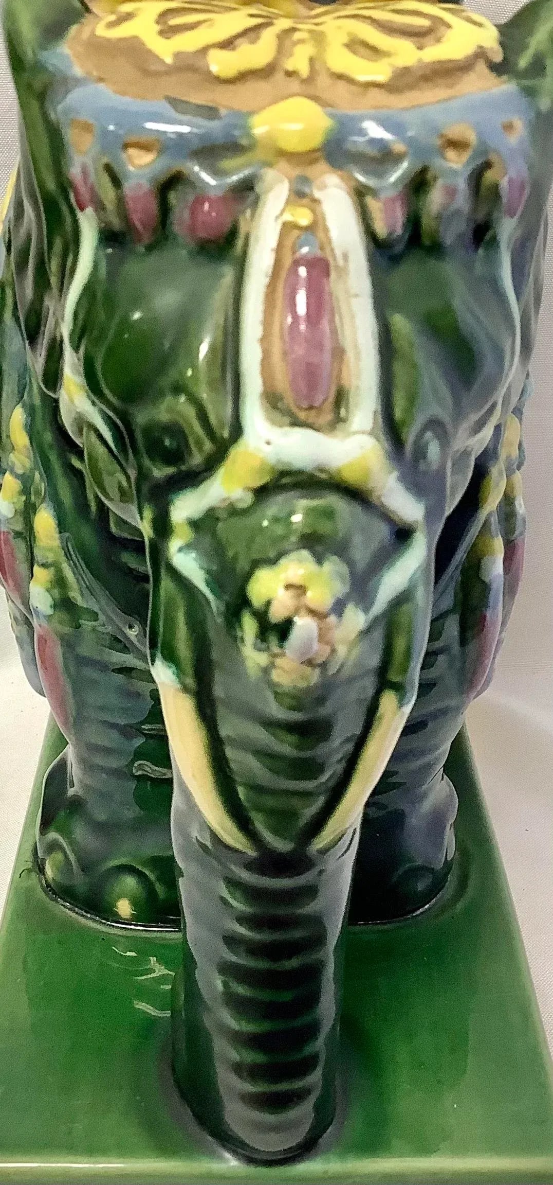Vintage Pair of Green Ceramic Asian Elephant Statues - 3