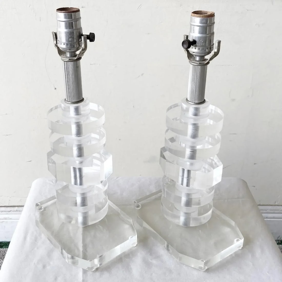 Mid Century Modern Stacked Lucite Table Lamps - a Pair - 2
