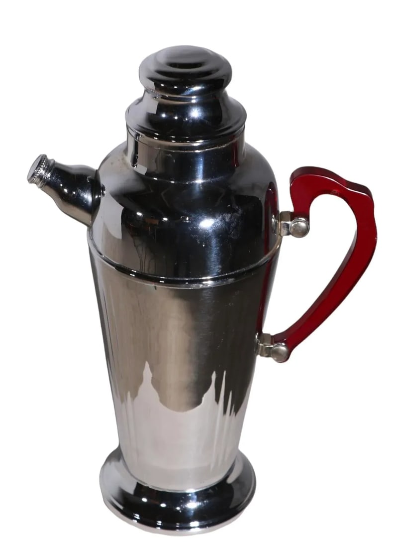 Art Deco Chrome Cocktail Shaker With Red Bakelite Handle - 8
