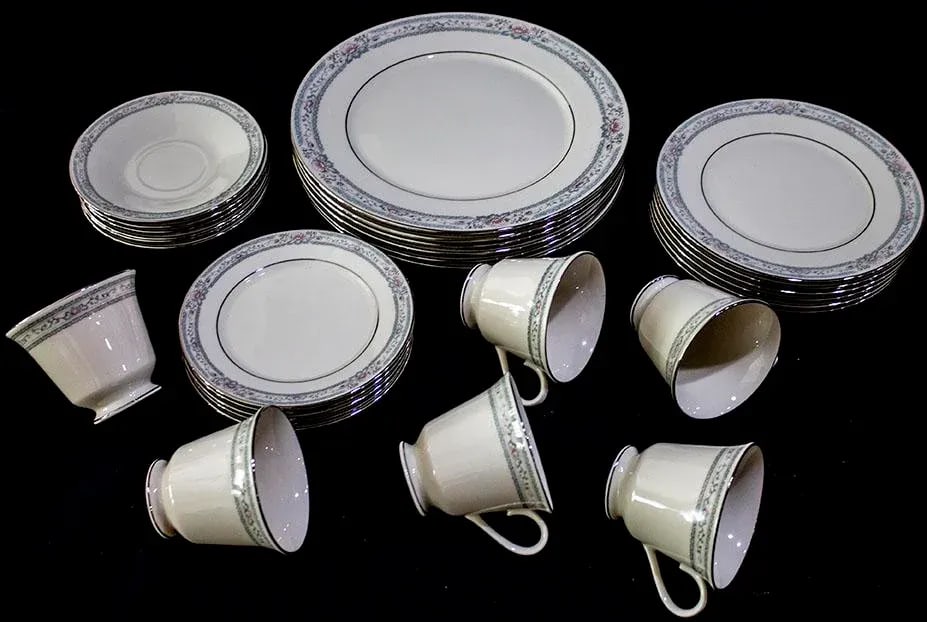 1980s Lenox China Charleston Pattern Service for Six- 30 Pieces - 2