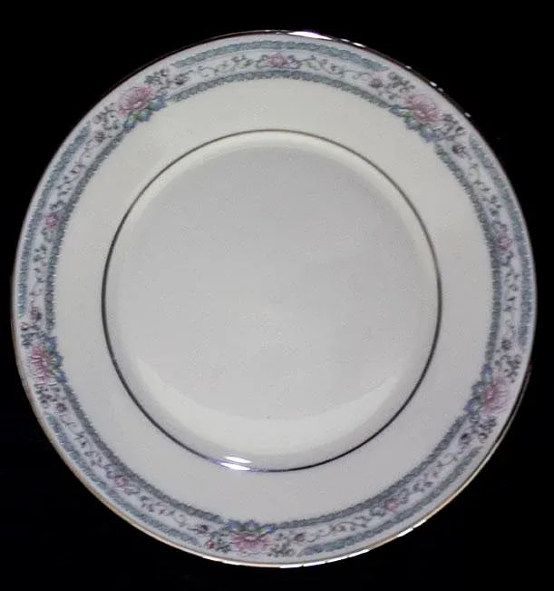 1980s Lenox China Charleston Pattern Service for Six- 30 Pieces - 3